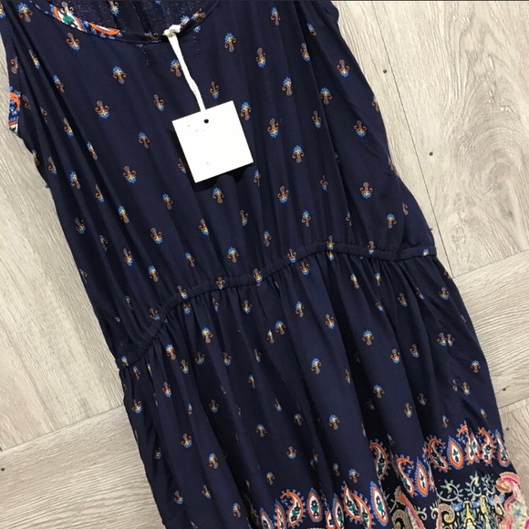 ❤️1 left❤️ Navy Blue Paisley Print Romper - Picture 4 of 4